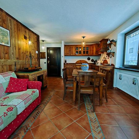 Champoluc Apartment エクステリア 写真