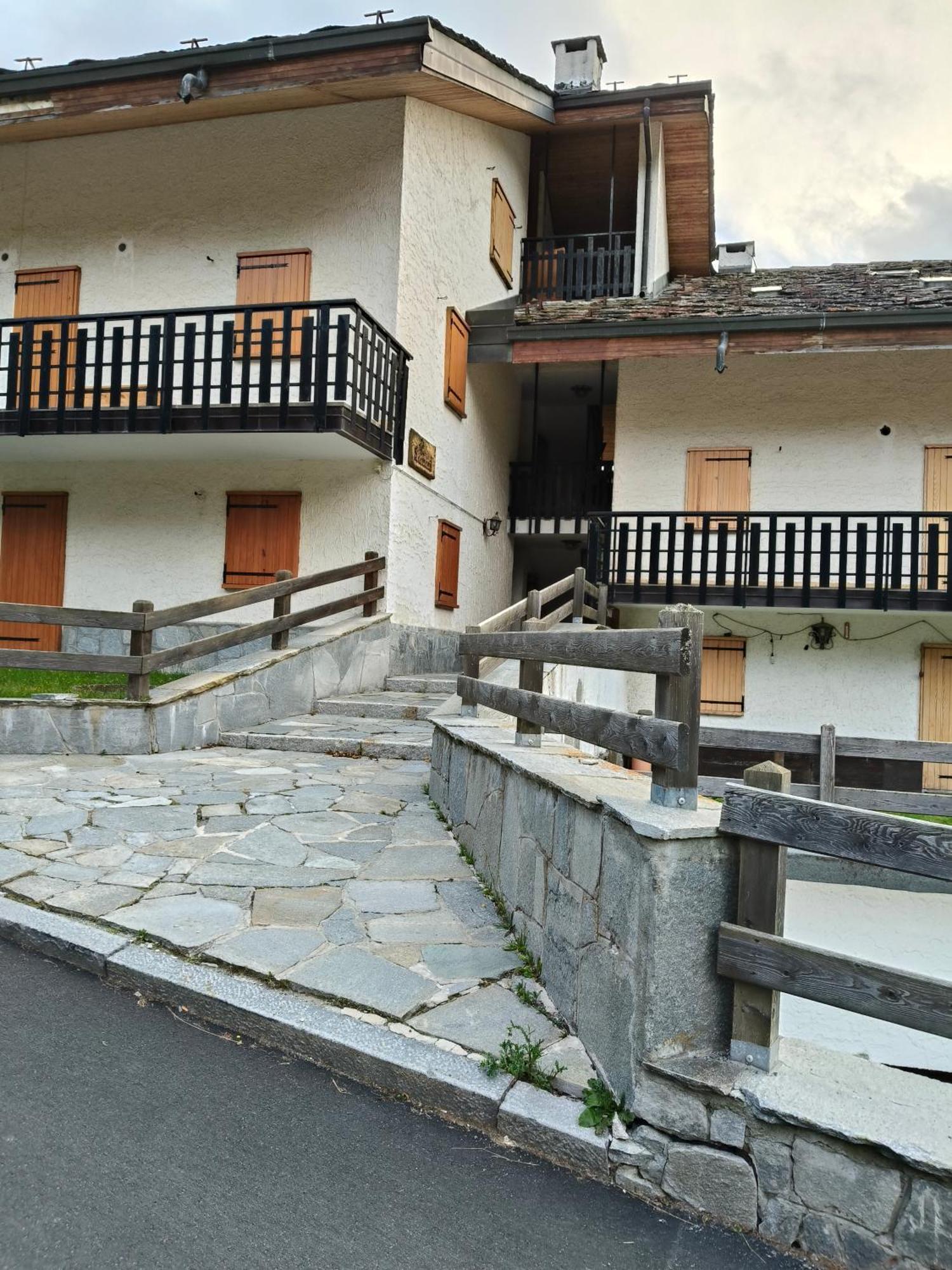 Champoluc Apartment エクステリア 写真